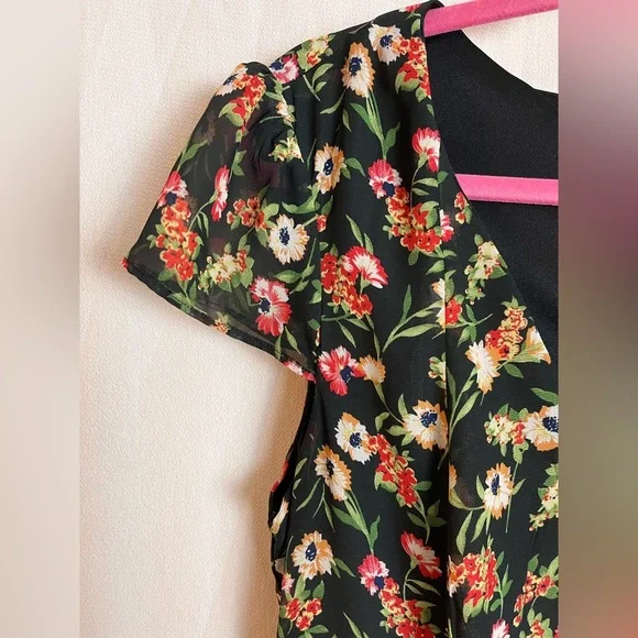 BETSY Johnson floral print cap sleeve dress - Picture 3 of 4